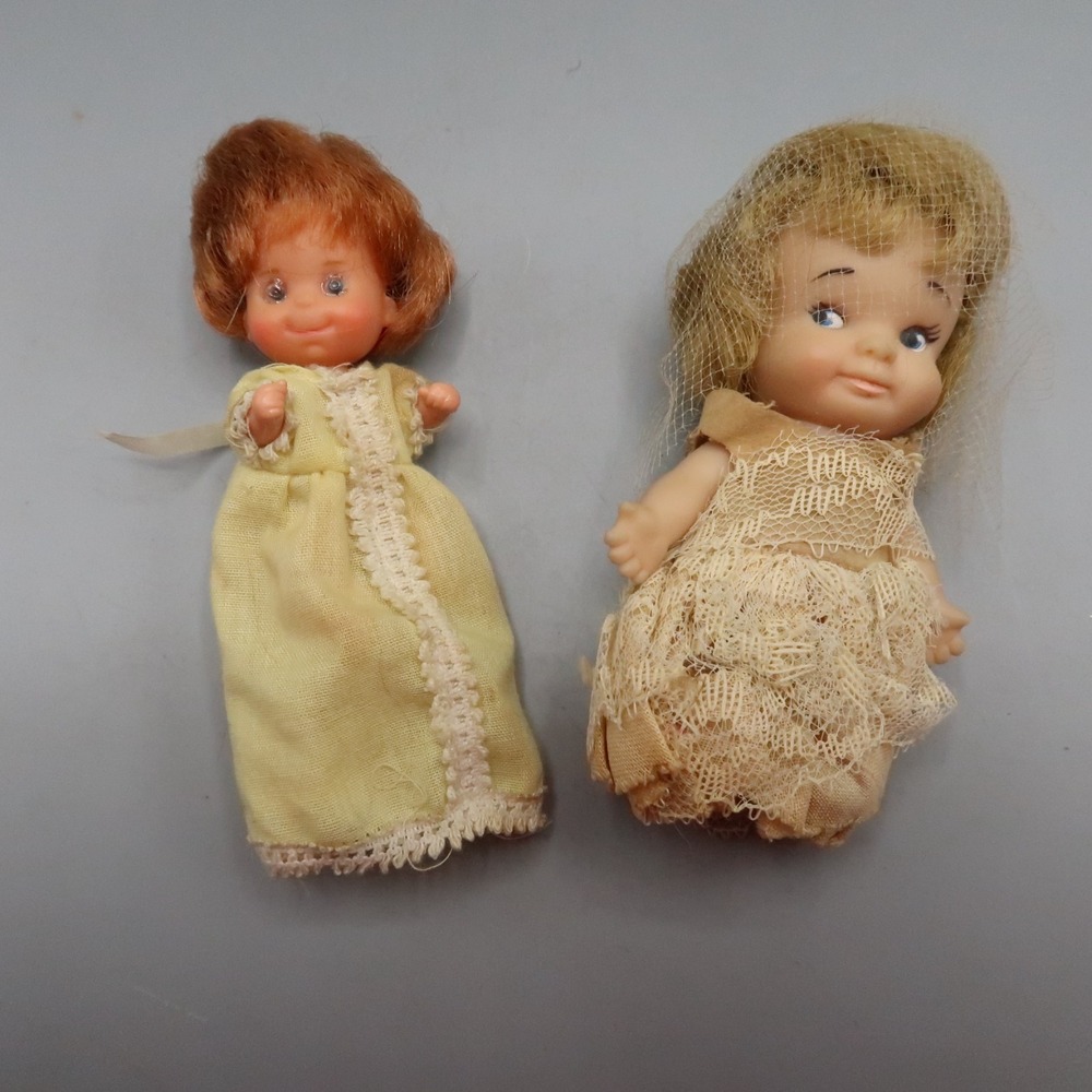 Vintage PEE WEE Dolls Uneeda 1965 Peewees 4" & Mattle Sunshine Family House Room - Picture 3 of 16